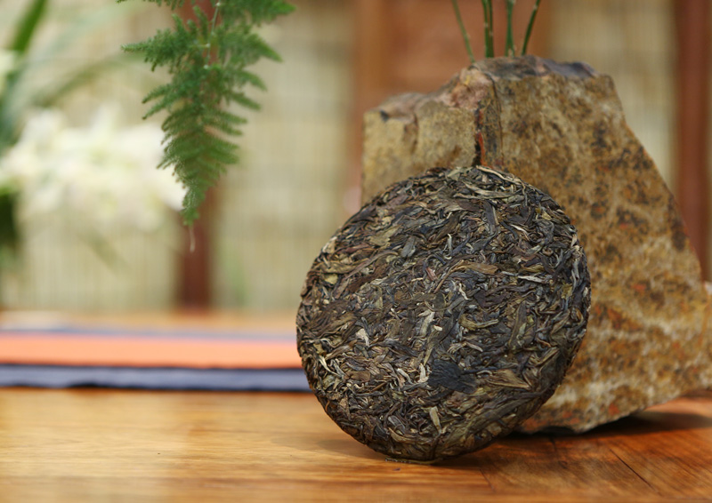 2013年老班章黄金叶小饼（春）