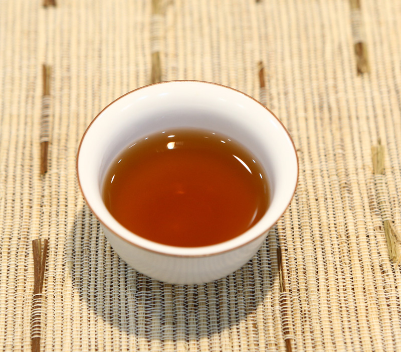 2013年春金芽贡饼（熟）