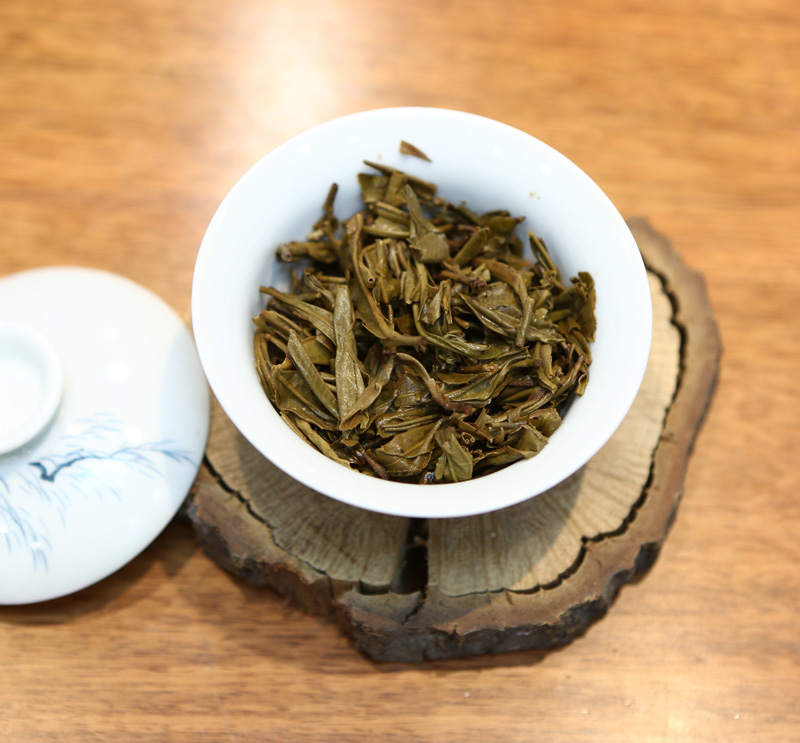2013年春曼松贡饼（400克）