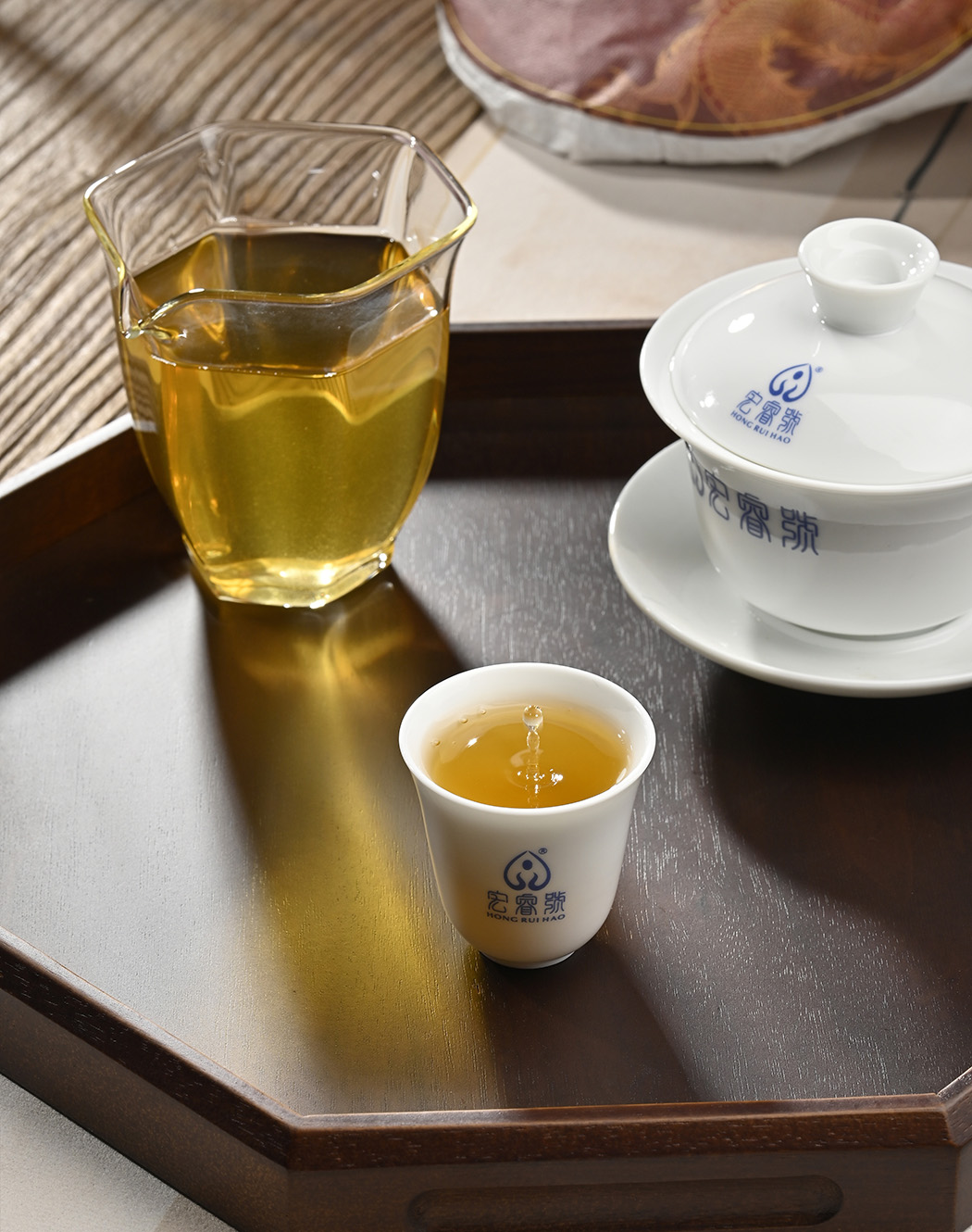 2024年步步高升•茶山行特制青饼【春茶】